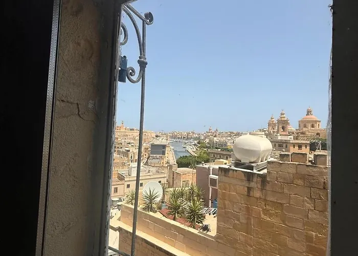 Three Cities Malta Апартаменты *